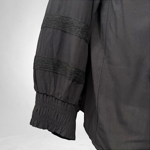 FIND ME PLUS Lightweight Black Peasant Boho Tie Front Blouse, NWT! Size 3XL - Picture 3 of 9